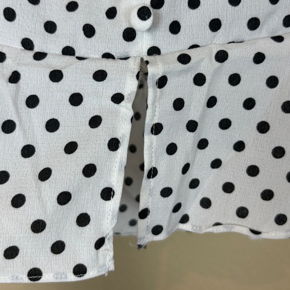 NWT Sans Souci White with Black Polka Dots Wide Neck Off Shoulder Crop Top - Picture 5 of 15